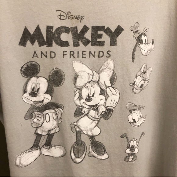 Mickey Mouse Disney Mickey and Friends Gray Graphic Oversized Casual T Shirt Tee - Picture 13 of 14